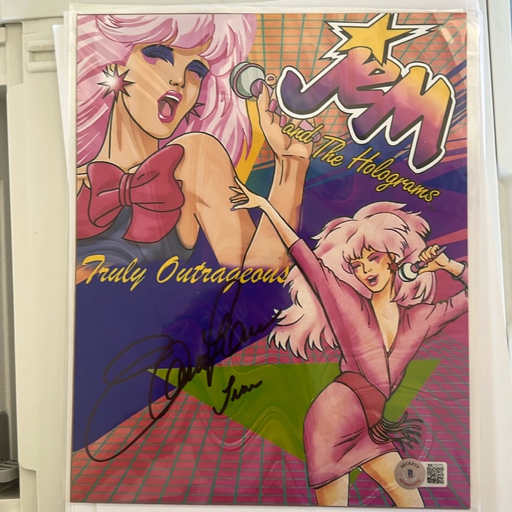 Bam Box Autograph Jem And The Holograms Samantha Newark Beckett COA
